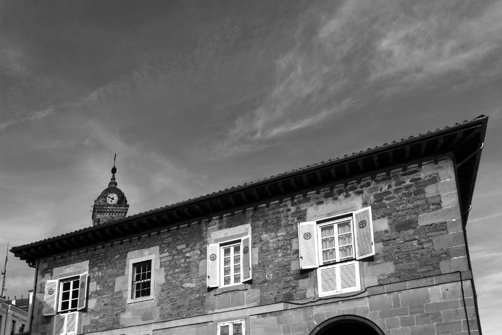 La Casa De Los Arquillos Vitoria-Gasteiz Dış mekan fotoğraf